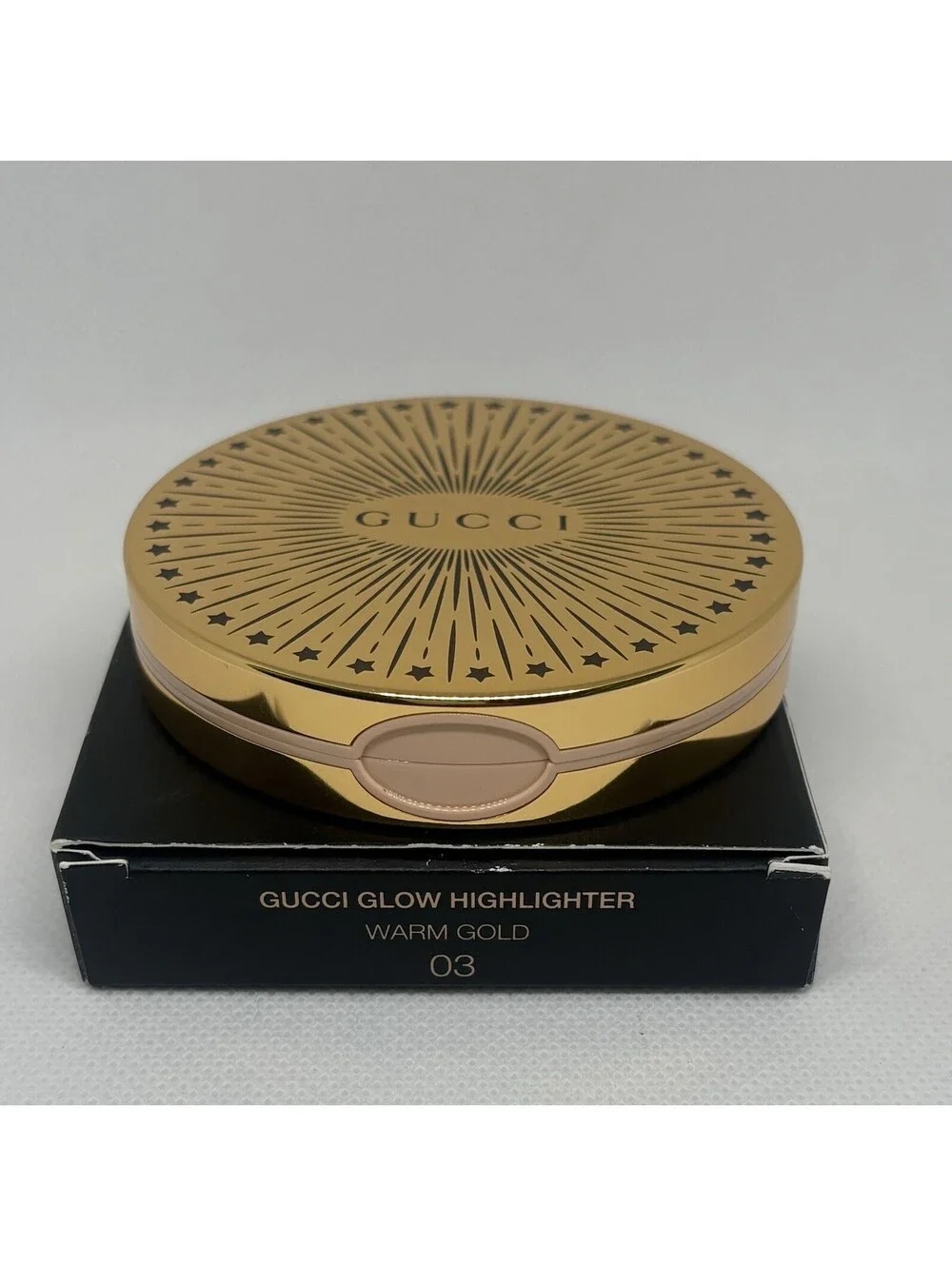 Gucci Glow Highlighter Multi Use Silky Illuminating Powder Warm Gold 03NIB
